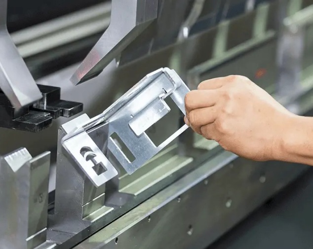 Precision sheet metal custom processing service