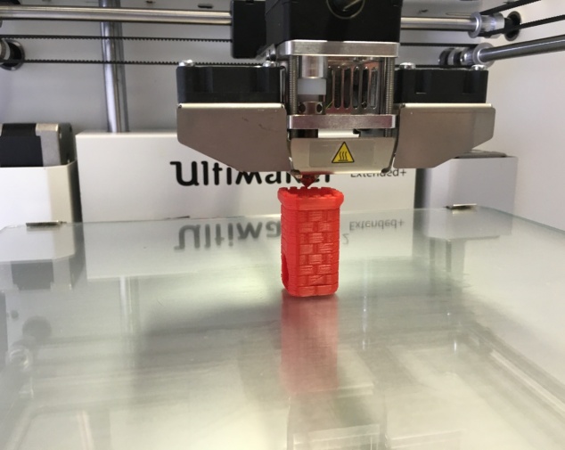 High-precision customized terminal parts are manufactured on demand